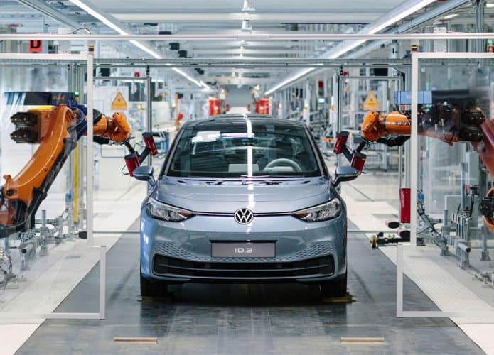 ID.3 na linha de produção da Volkswagen