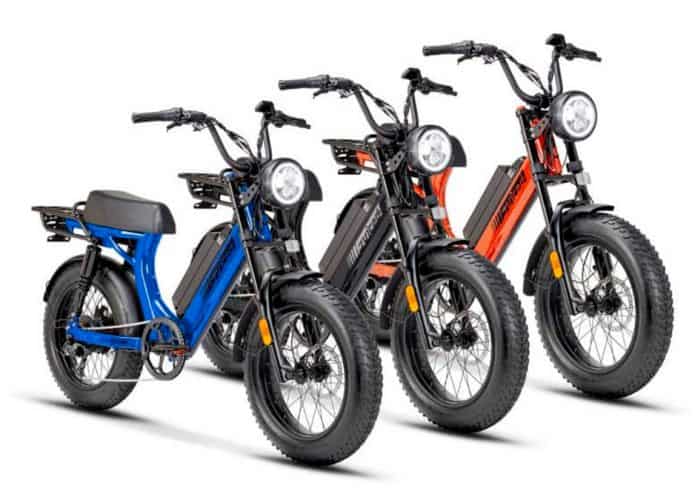 Montagem de três modelos da Juiced Scorpion X2