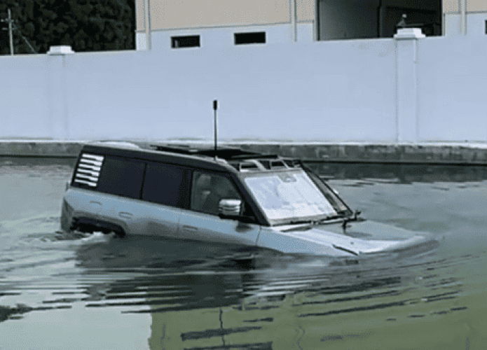byd-yangwang-flutuante-1-695x500.png