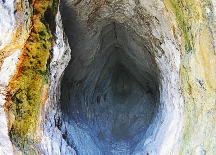 Caverna Utroba (Credito: CC BY-SA 4.0 , via Wikimedia Commons)