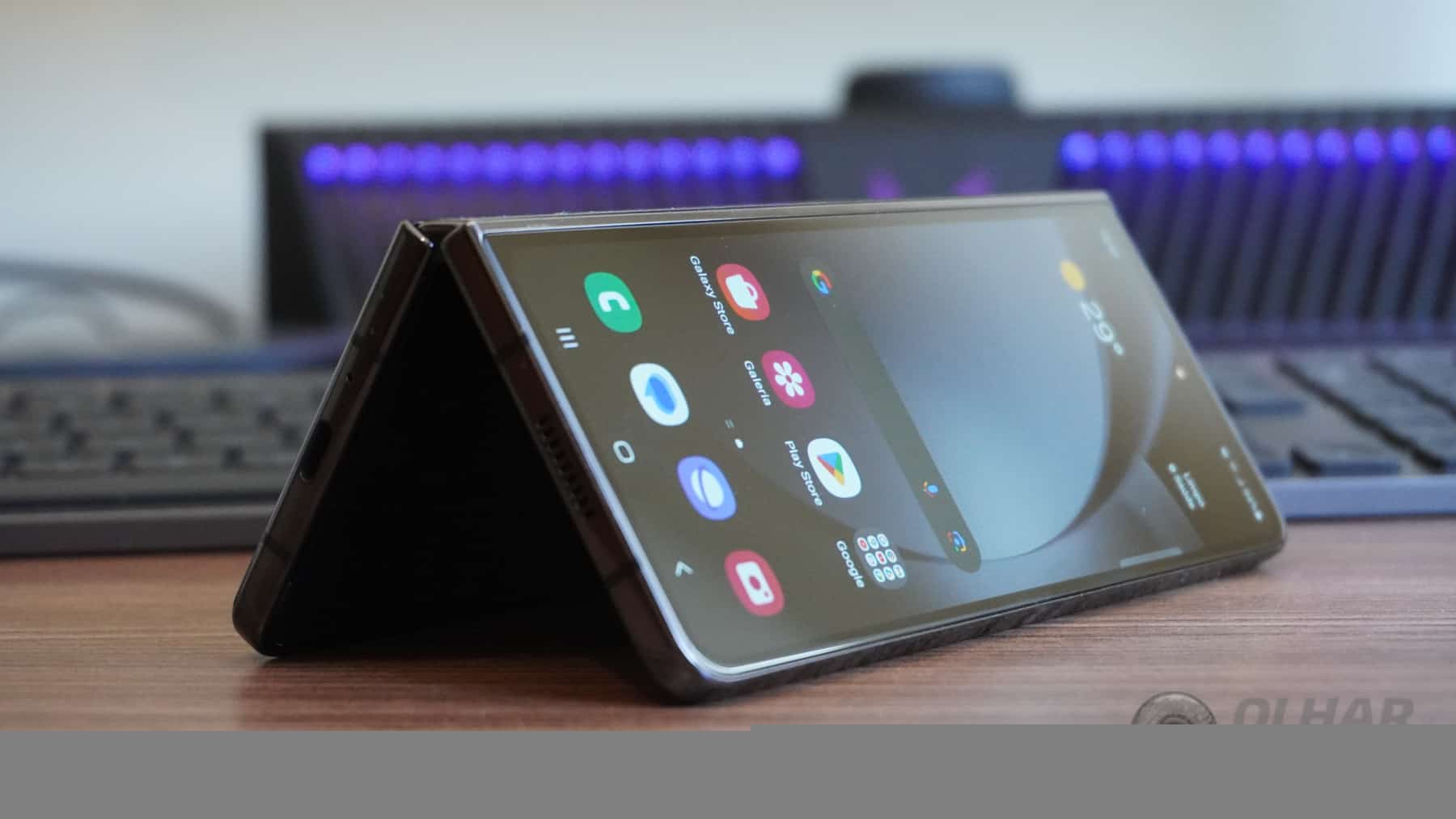 Galaxy Z Fold 5 (Imagem: André Fogaça/Olhar Digital)