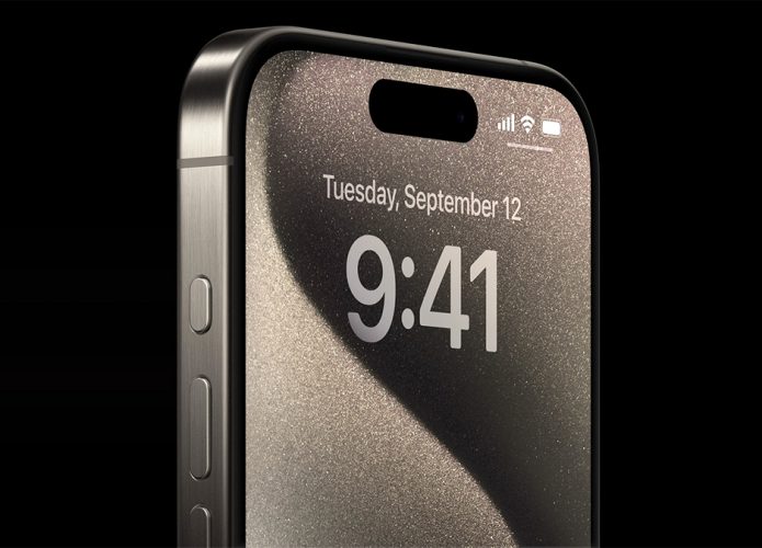 Montagem com iPhone 15 Pro