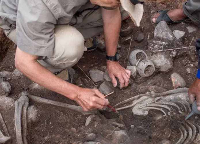 Tumulo de xamã foi encontrado no Peru