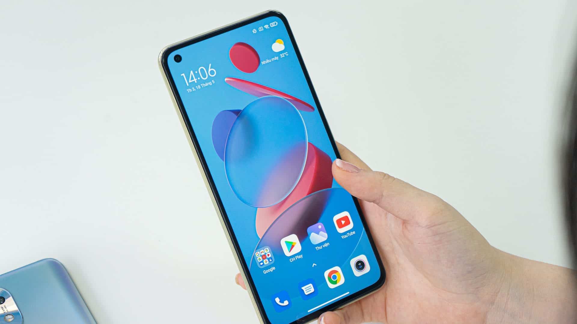 Celular Xiaomi via Duc Trinh/Unsplash