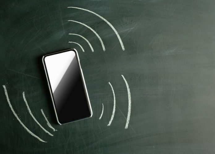 Celular-vibrando-1-695x500