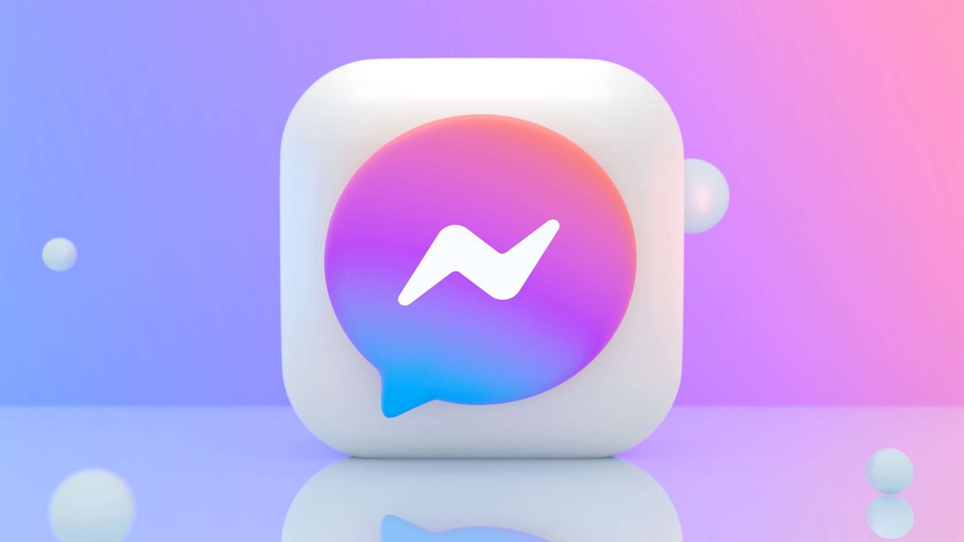 Messenger via Mariia Shalabaieva/Unsplash