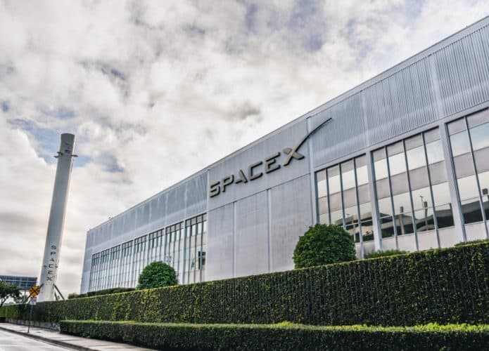SpaceX-1-695x500