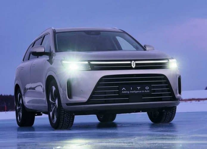 SUV de luxo Seres 7 é um híbrido com autonomia de 1.300 km
