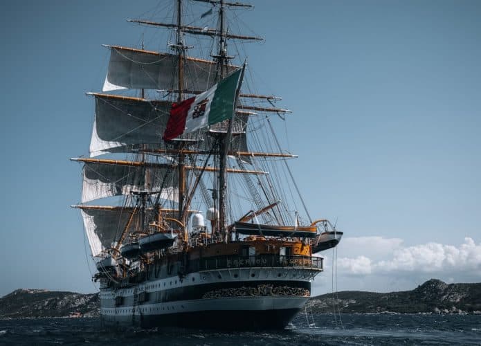 Navio ‘mais bonito do mundo’ chega hoje ao Brasil com visitação gratuita
