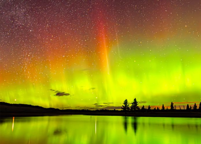 aurora-laranja-canada-695x500