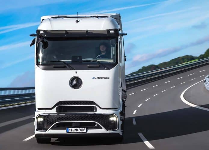 O eActros 600 é o novo caminhão elétrico da Mercedes