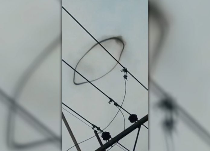 Captura de tela de vídeo de anel de fumaça