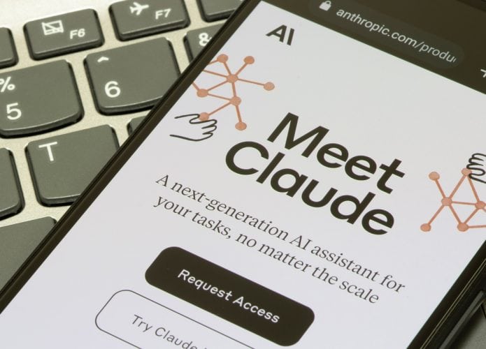 Claude no iPhone: Anthropic lança app para iOS 