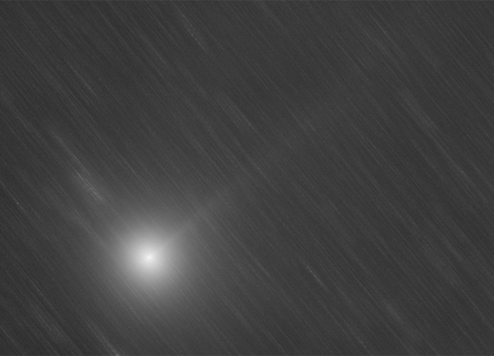 cometa-C-2023-H2-Lemmon-695x500