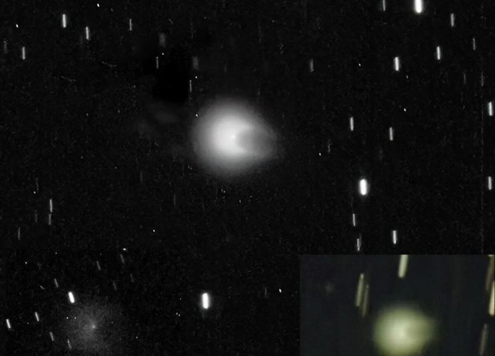 A cauda do cometa do diabo se parece com chifres