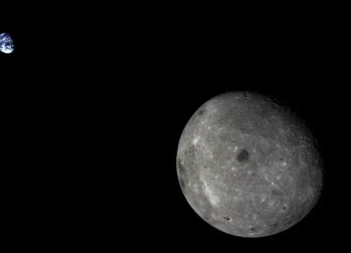 O foguete caiu no lado oculto da Lua (Crédito: Agência Espacial Nacional Chinesa e Academia Chinesa de Ciências)