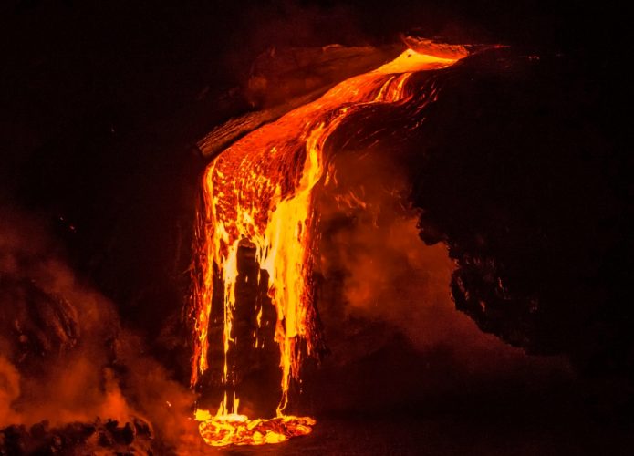 O Havaí abriga numerosos tubos de lava, inclusive o maior do mundo.