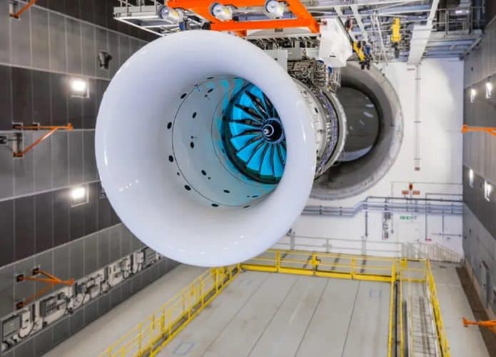turbina_rolls_royce-695x500