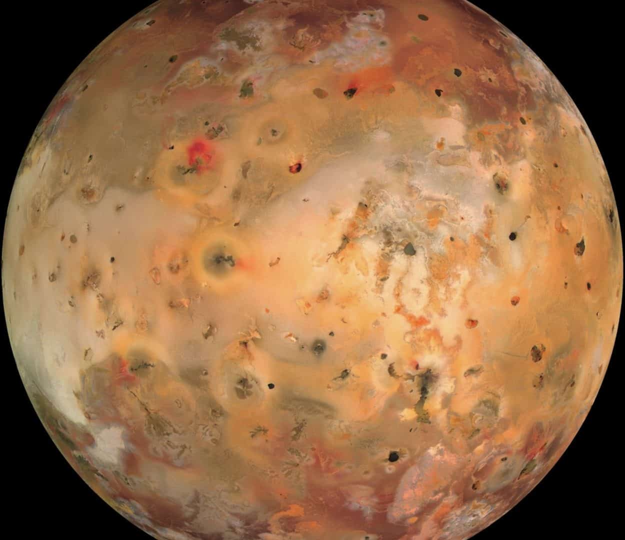 Io-1-1250x1080