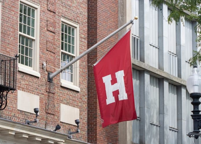 harvard-695x500
