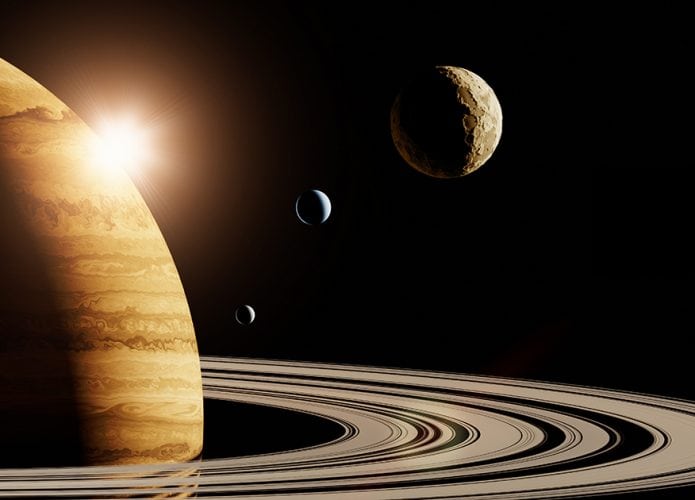 luas-de-saturno-695x500