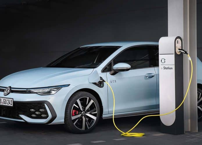Novo-Golf-eletrico-695x500