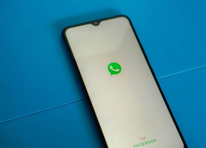 WhatsApp para celular. (Imagem: Mourizal Zativa/Unsplash)