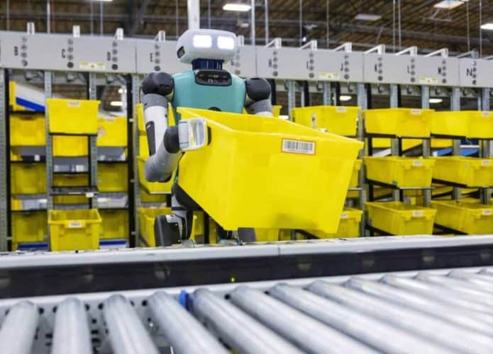 amazon-robo-digit-1536x960-1-695x500