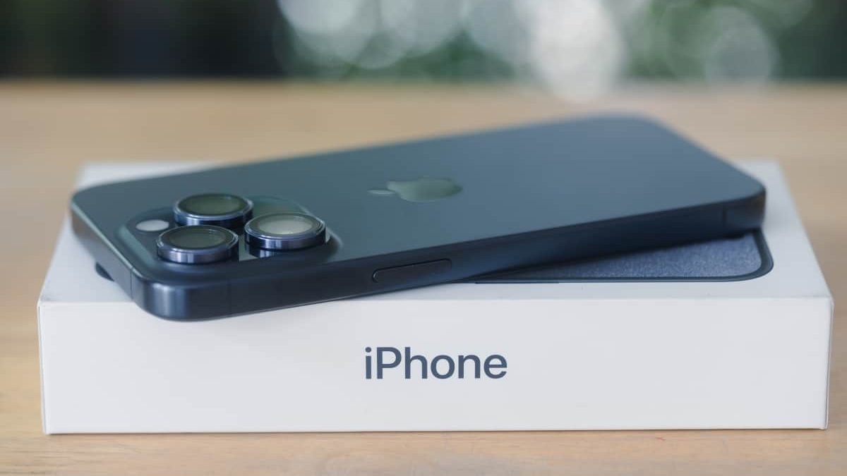 iPhone 15