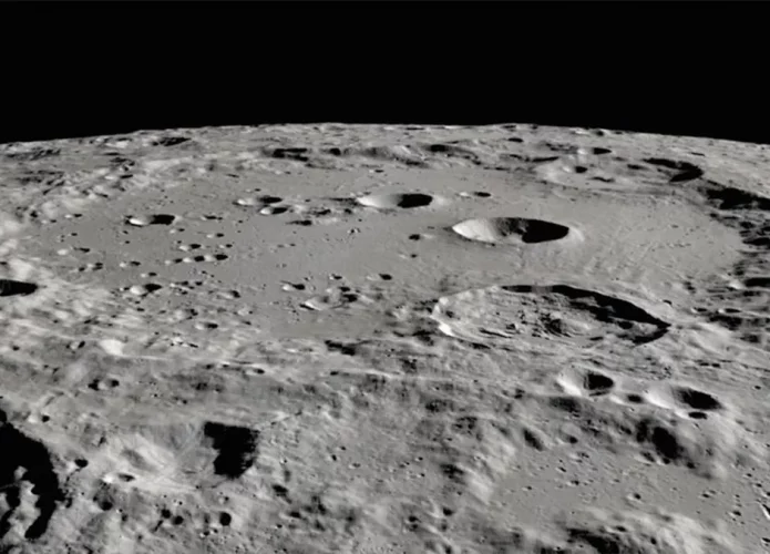 O estudo investigou como os terremotos afetam a superfície lunar (Crédito: NASA/USGS)