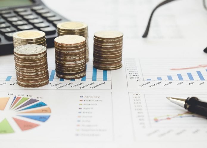 moedas, gráficos e calculadora