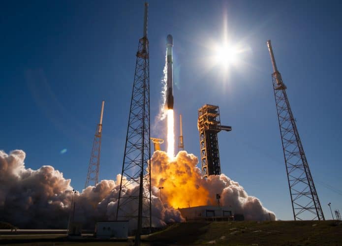 falcon-9-695x500