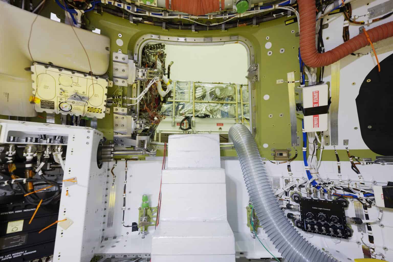 Veja o interior da Orion, nave que levará humanos à Lua