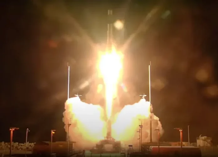Lançamento da missão NROL-123, da Rocket Lab (Crédito: Rocket Lab)