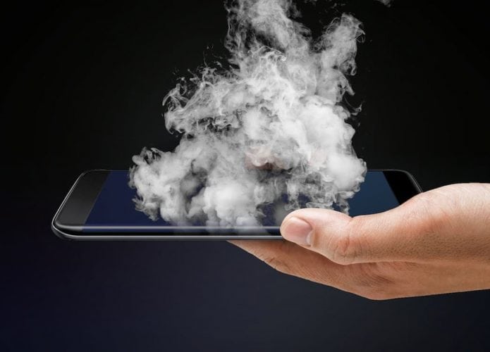 Celular esquentando demais, saiba se pode colocá-lo dentro da geladeira