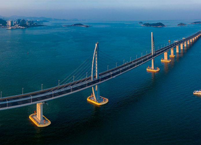 Visão aérea da ponte Hong Kong-Zhuhai-Macau, a maior ponte marítima do mundo