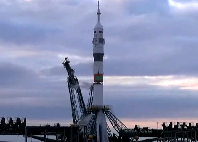 Foguete Soyuz antes do lançamento ser abortado (Crédito: NASA TV)