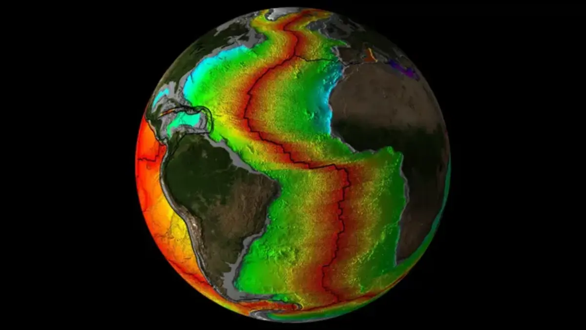 As áreas em vermelho são a crosta recém-formada e azul sendo a crosta mais antiga (Crédito: Sr. Elliot Lim, CIRES & NOAA/NCEI)