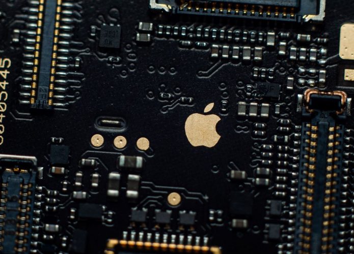 apple