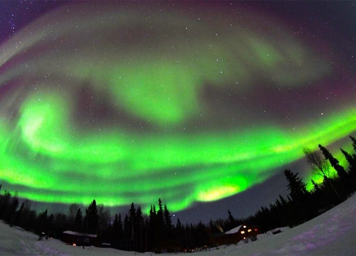 aurora-Fairbanks-alasca-695x500