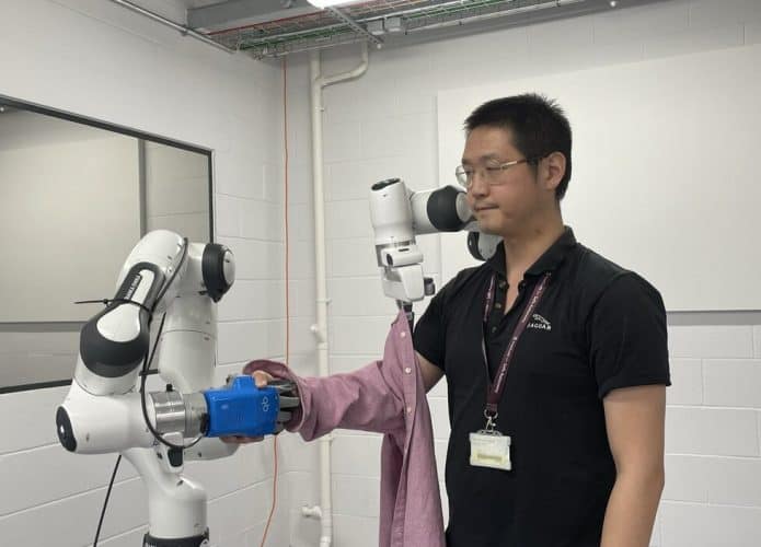 new-dressing-robot-can-1-695x500