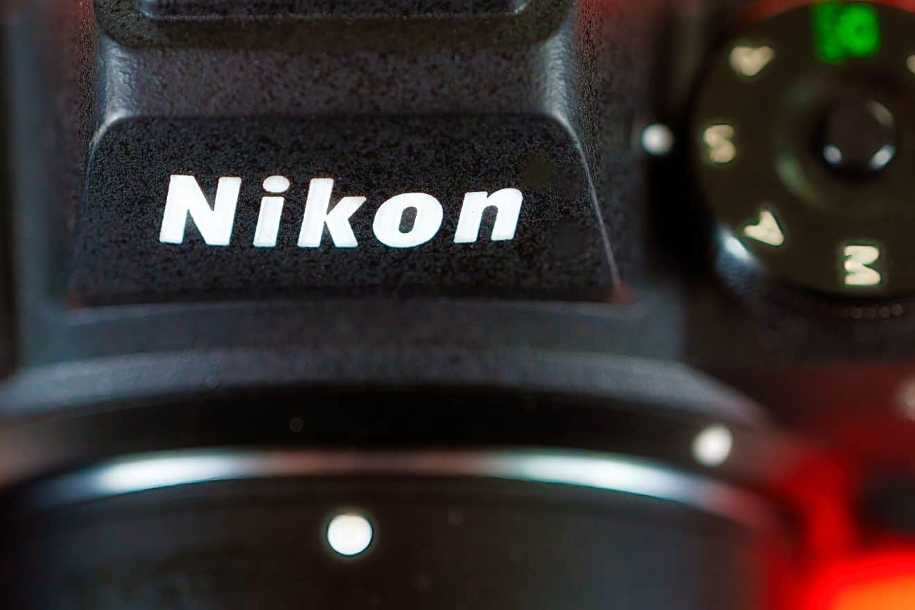 nikon