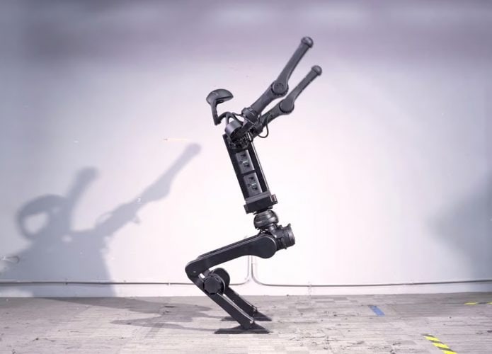 Unitree H1 é o primeiro humanóide a dar um salto mortal para trás sem sistema hidráulico
