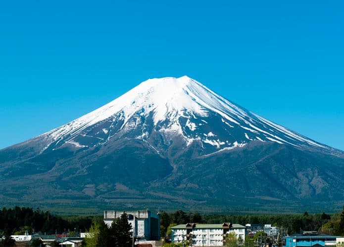 Cidade vai erguer barreira para impedir selfies com Monte Fuji