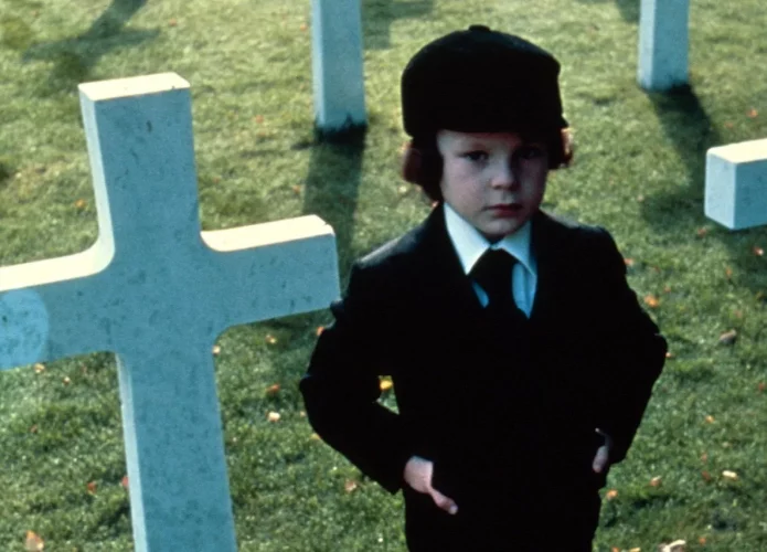 damien-695x500.webp