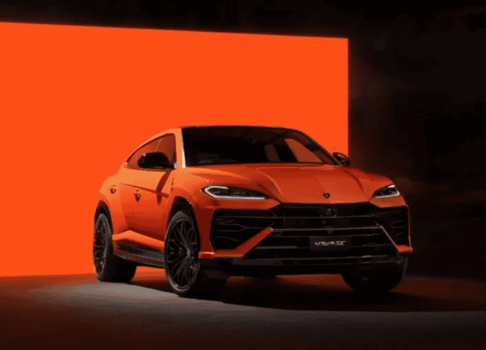 Lamborghini vai lançar primeiro super SUV híbrido; veja