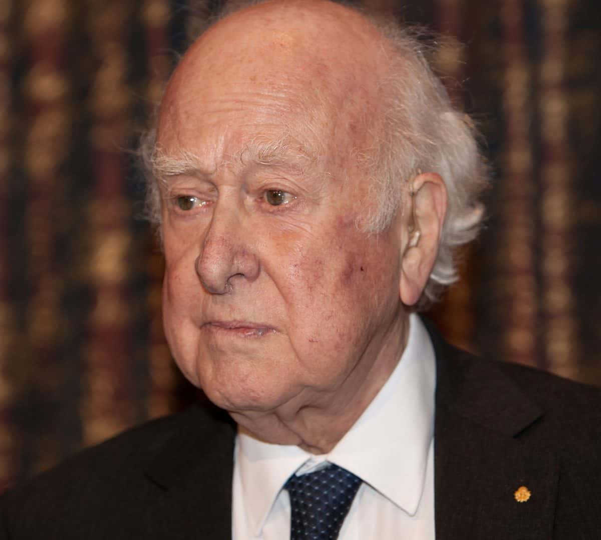 peter_higgs-1200x1080
