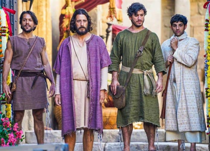 Cena da segunda temporada com Simão, Jesus, João e Mateus (Divulgação)
