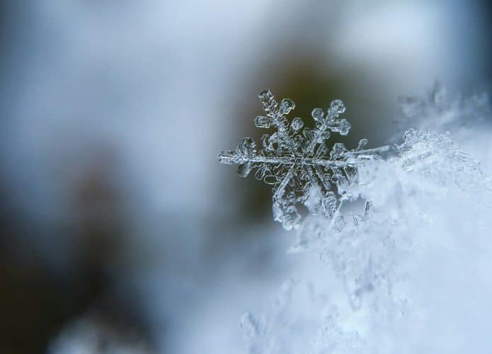 O que flocos de neve revelam sobre o Universo?