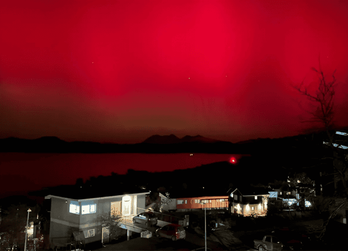 Maior espetáculo de auroras da era moderna chega até a fronteira do Brasil